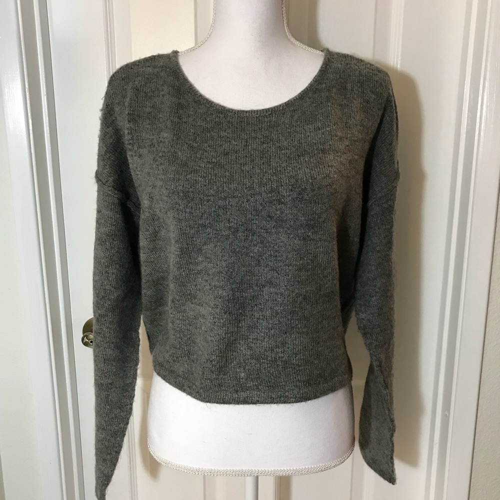 Cropped sweater